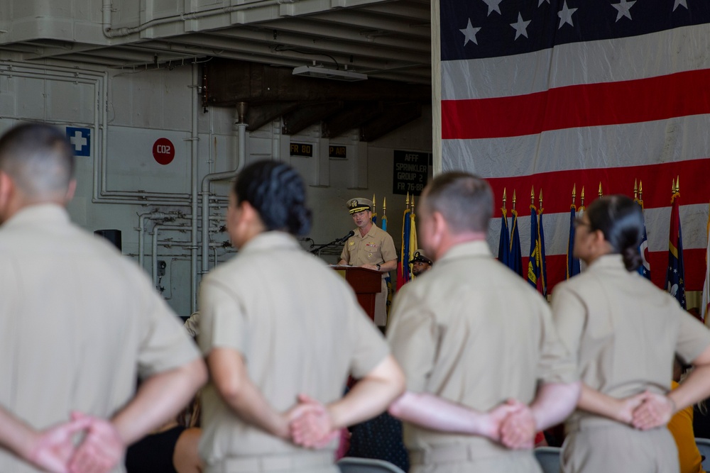 Abraham Lincoln hosts chief pinning ceremony