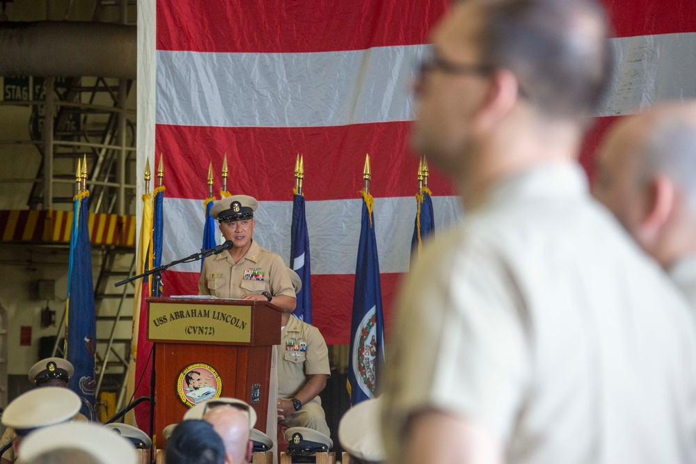 Abraham Lincoln hosts a chief pinning ceremony