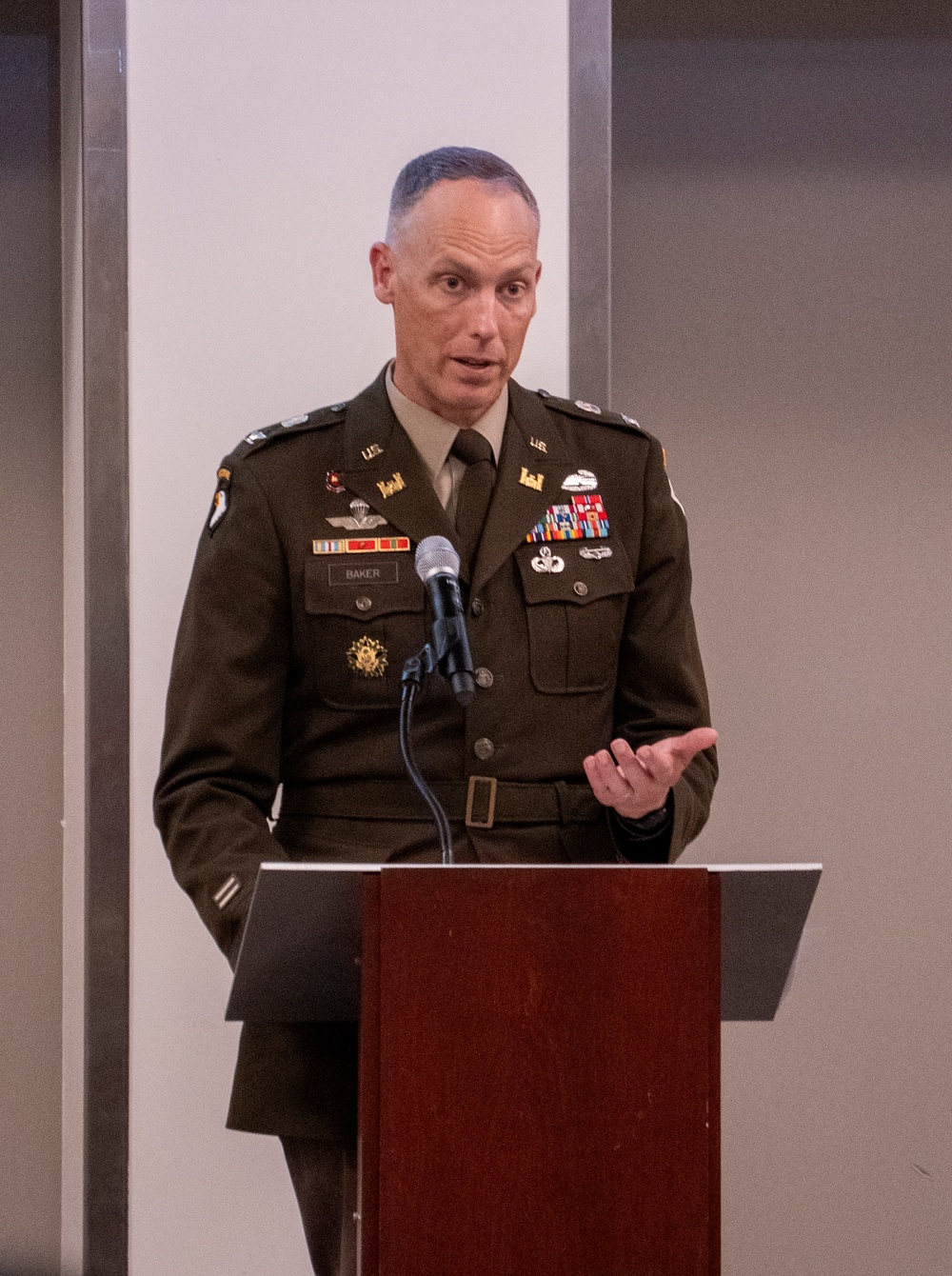 USACE LA District commander underscores wildfire recovery, partnerships at NAWIC gala