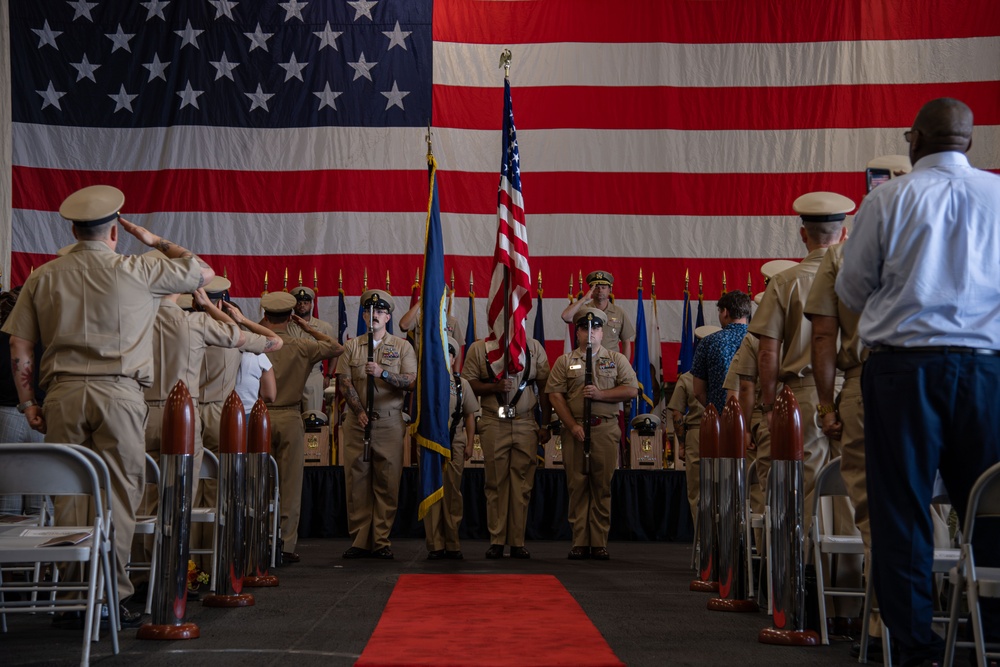 Abraham Lincoln hosts chief pinning ceremony