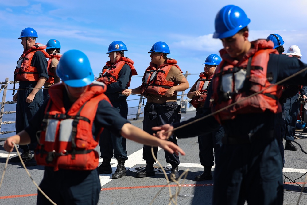 Freedom Edge 25 Replenishment At Sea