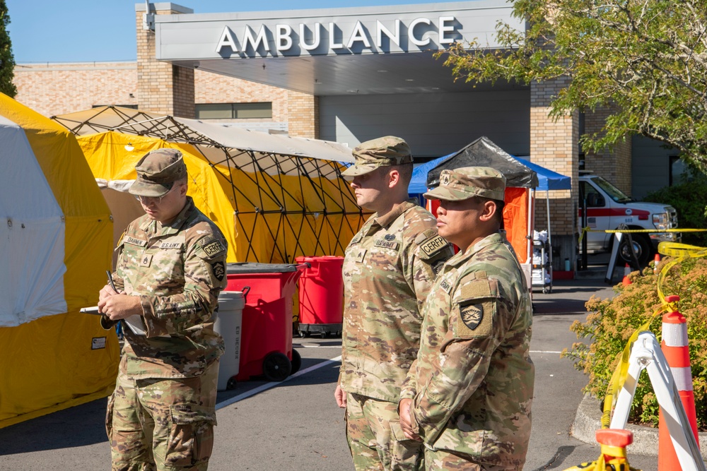 Oregon National Guard conducts medical response training with civilian partners