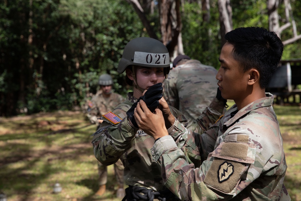 25th ID Enhances Readiness at Lightning Academy Air Assault Course