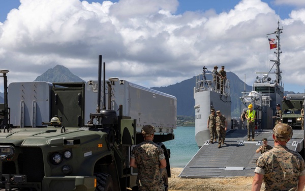 U.S. Army conducts beach rehearsals with 3rd LLB