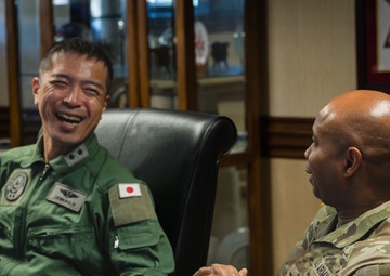 Maj. Gen. Hiroyuki Uemura visits 94th AAMDC headquarters