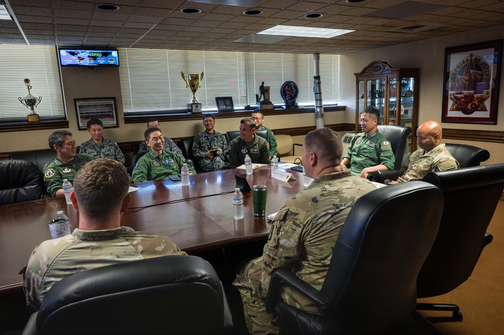 Maj. Gen. Hiroyuki Uemura visits 94th AAMDC headquarters
