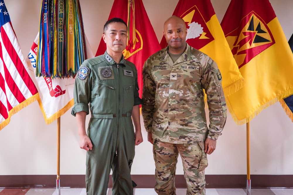Maj. Gen. Hiroyuki Uemura visits 94th AAMDC headquarters