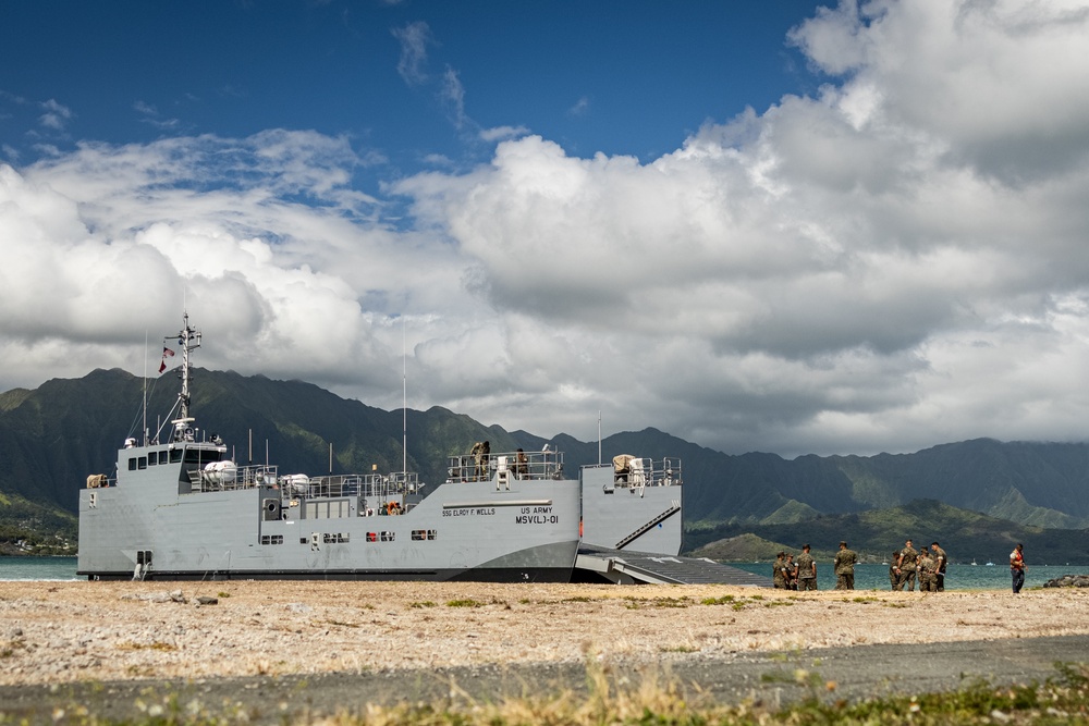 3rd LCT conducts beach rehearsals with U.S. Army MSV(L)