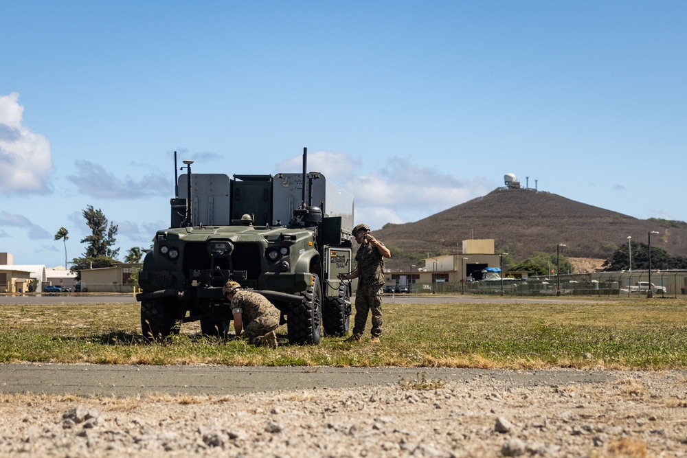 3rd LCT conducts beach rehearsals with U.S. Army MSV(L)