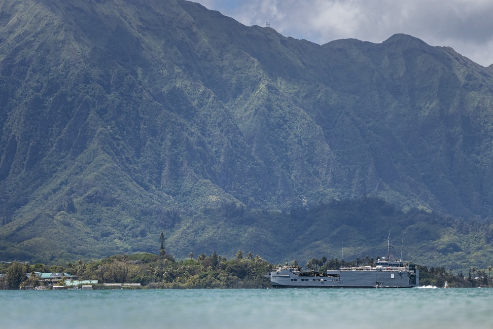 3rd LCT conducts beach rehearsals with U.S. Army MSV(L)