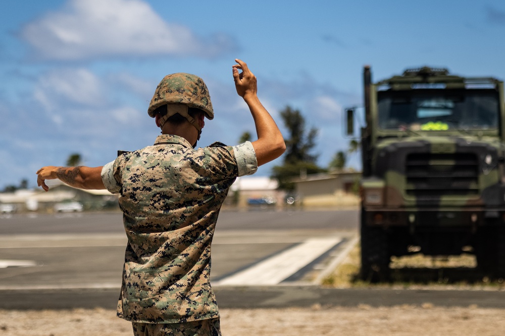 3rd LCT conducts beach rehearsals with U.S. Army MSV(L)