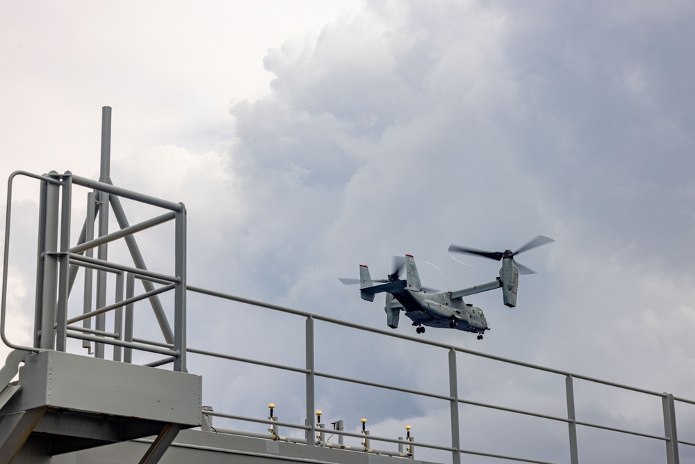 MRF-D 25.3: VMM-363’s MV-22B Ospreys conduct flight ops aboard the USS Miguel Keith