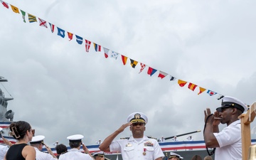 USS McCampbell (DDG 85) Conducts Change of Command Ceremony at CFAY
