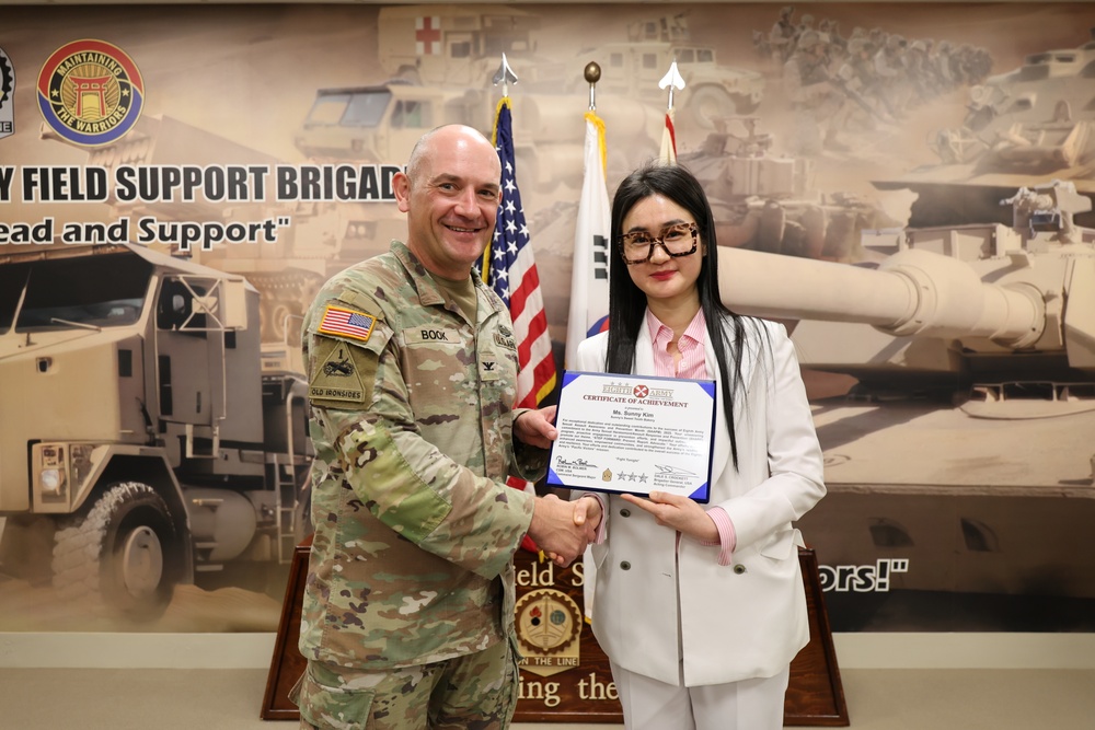 403rd AFSB conducted an awards ceremony recognizing long-term service members and others