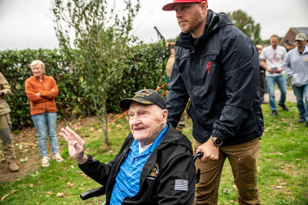 WWII Veterans are Honored on the 81st Anniversary of Market Garden