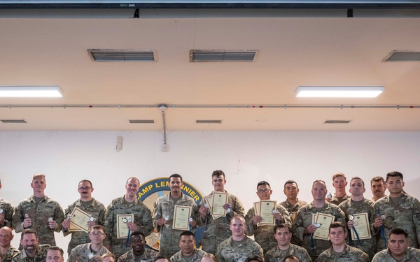 US service members participate in German Armed Forces Proficiency Badge course