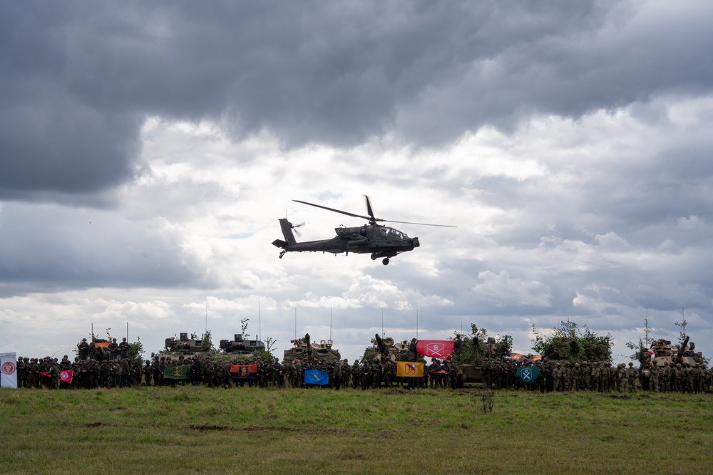 Polish, U.S. and Dutch forces demonstrate combined arms capabilities during Iron Defender-25