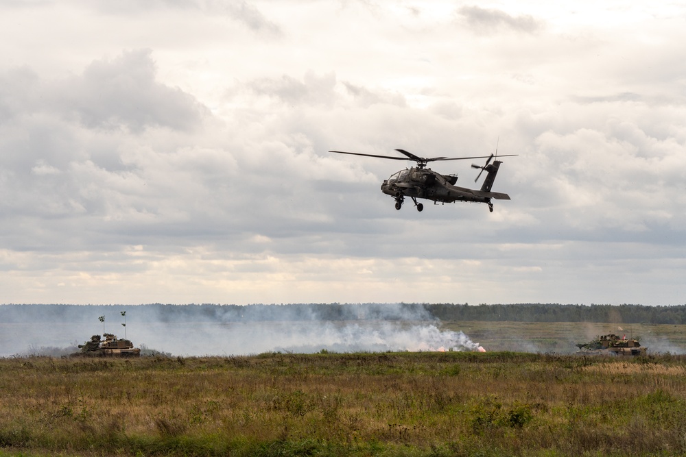 Polish, U.S. and Dutch forces demonstrate combined arms capabilities during Iron Defender 25