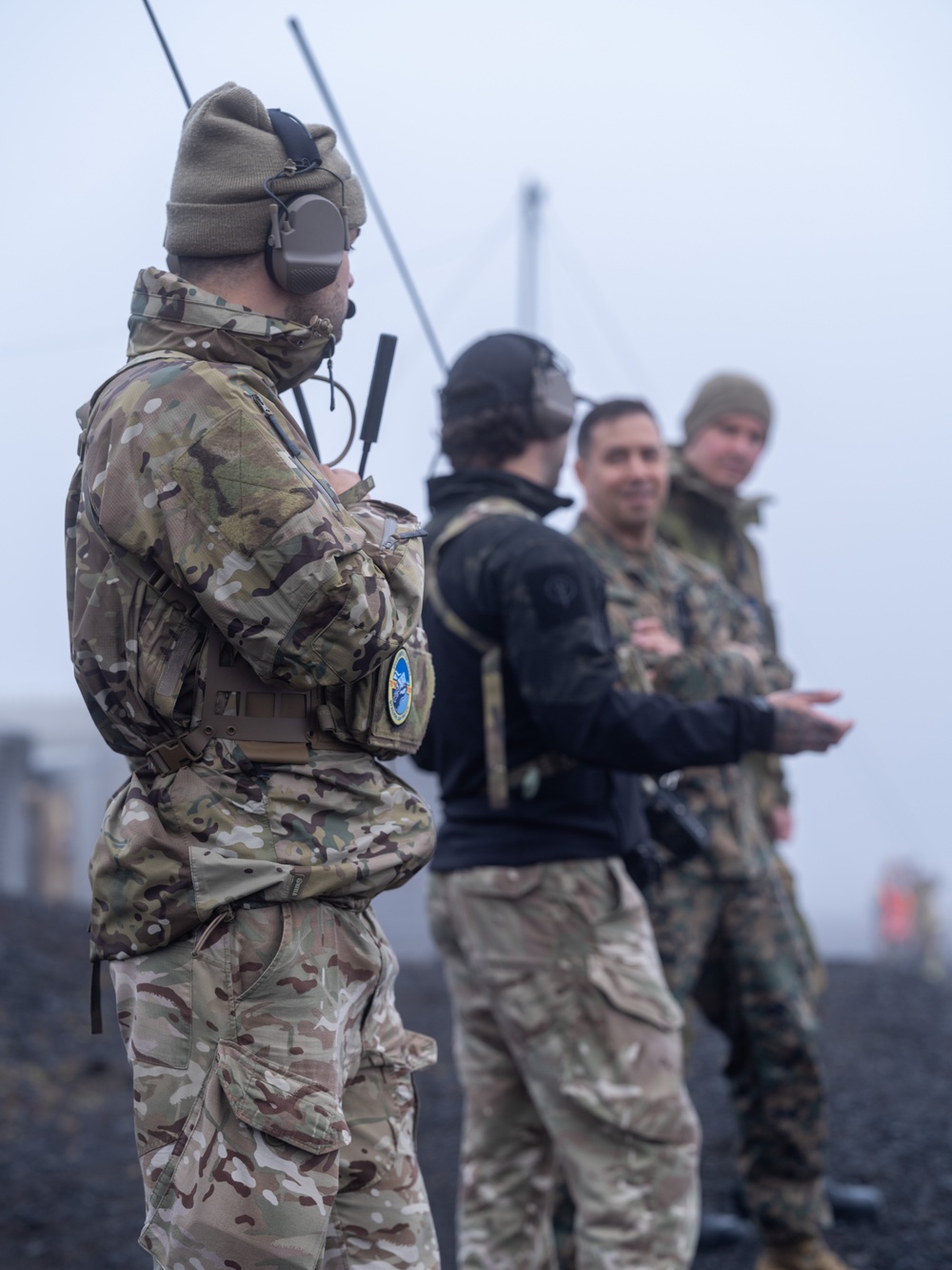Arctic Agility | U.K, U.S, and Norway conduct air support mission on remote arctic islands