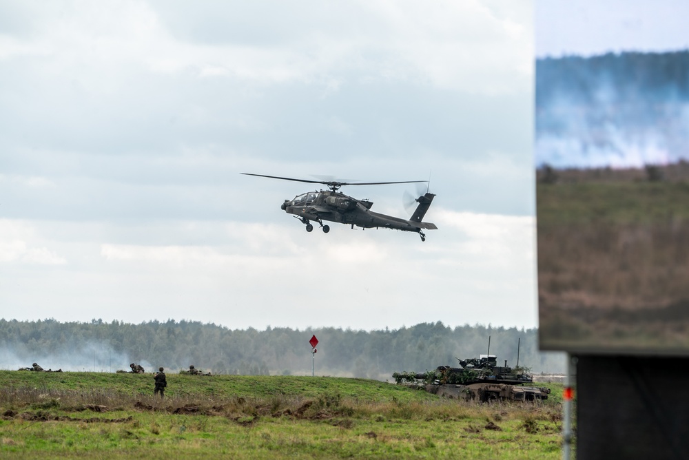 Polish, U.S. and Dutch forces demonstrate combined arms capabilities during Iron Defender 25