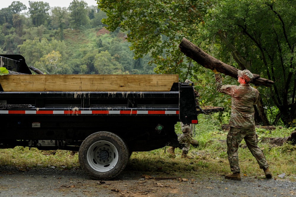 D.C. Guard Joins Park Service to Restore Fletcher's Cove