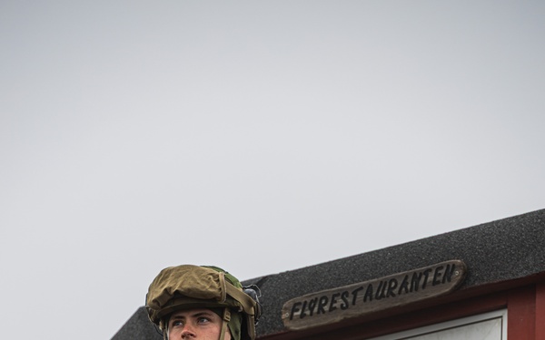 Arctic Agility | U.K, U.S, and Norway conduct air support mission on remote arctic islands