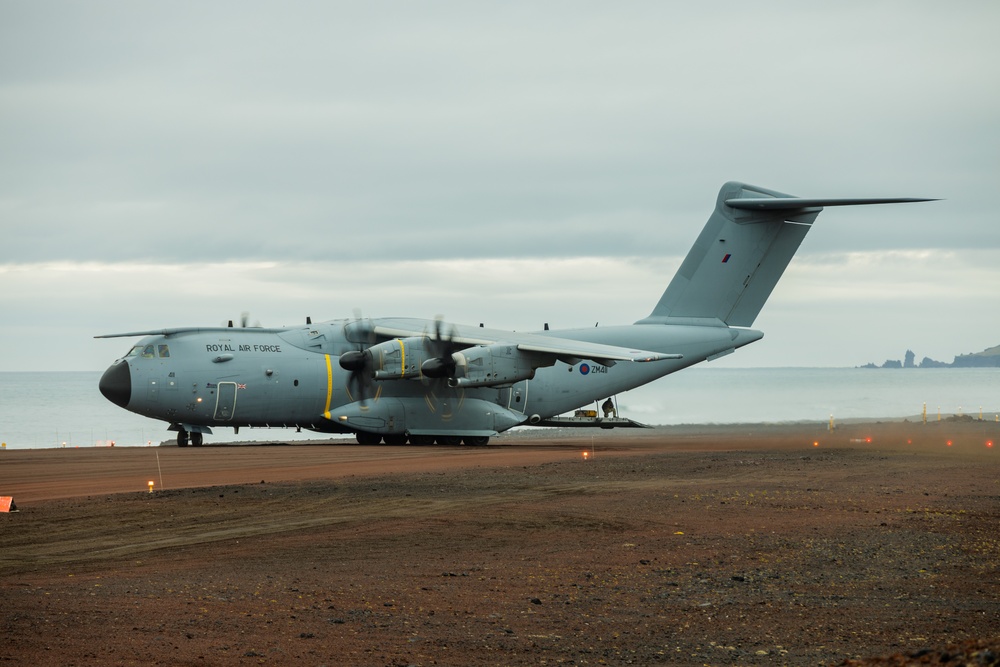 Arctic Agility | U.K, U.S, and Norway conduct air support mission on remote arctic islands