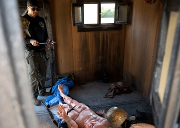 Medical Military Members Participate in Advanced TCCC Training