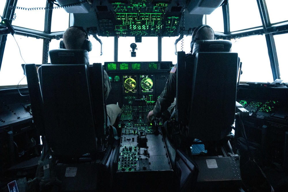 Hurricane Hunters fly Franklin, Idalia