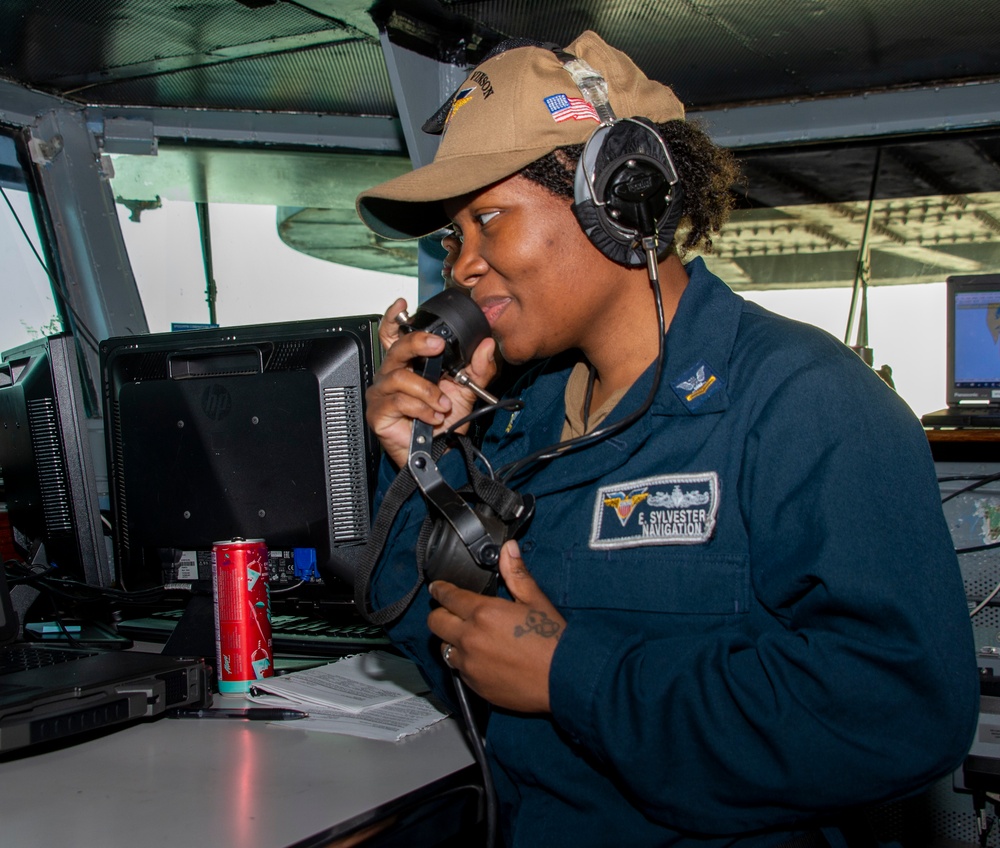 USS Carl Vinson returns to homeport