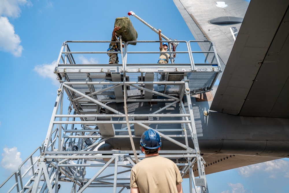 20th BGS Airmen Execute Rapid-Turn Inspection