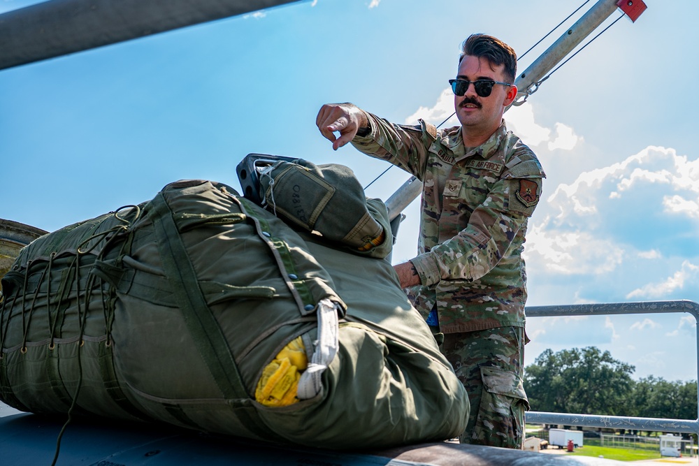 20th BGS Airmen Execute Rapid-Turn Inspection