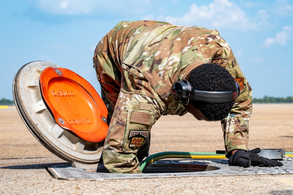 20th BGS Airmen Execute Rapid-Turn Inspection