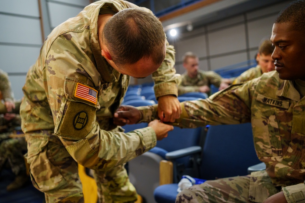 4th Battalion, 118th Infantry Regiment Soldiers Conduct Pressure Bandage Training