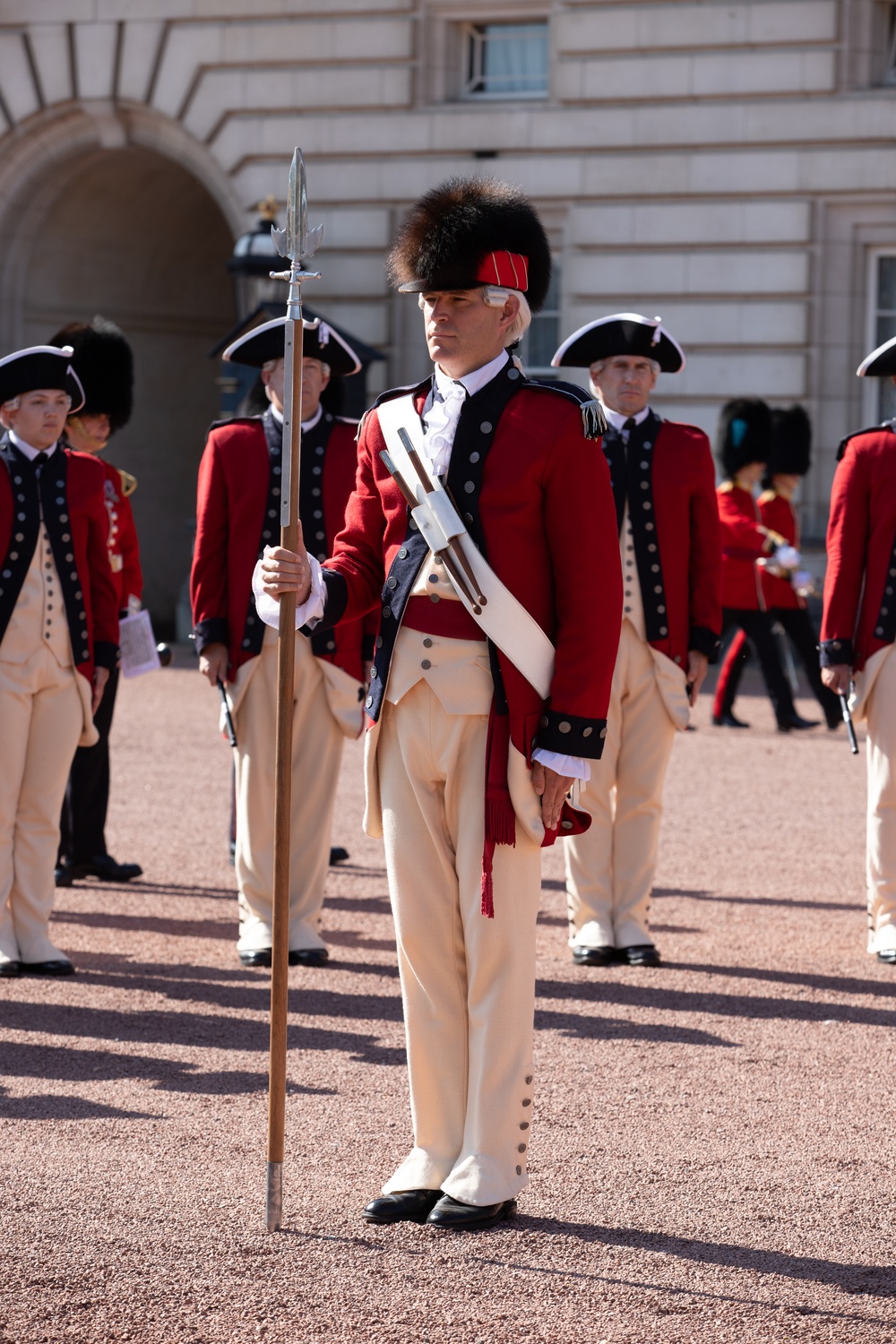 Fife and Drum Corps performs at Buckingham Palace Changing of the Guard
