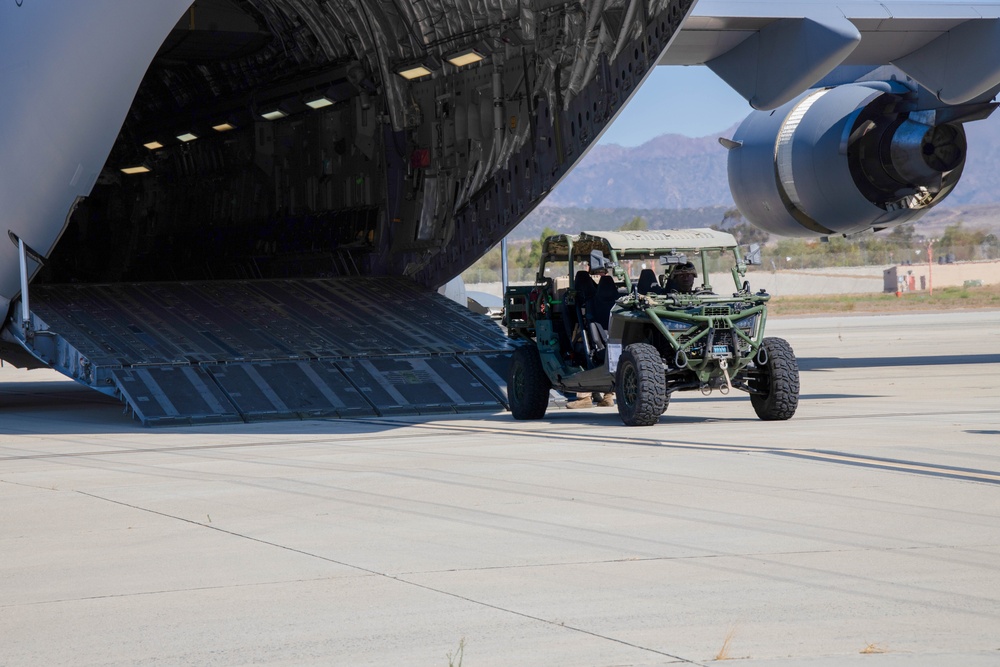 1st Bn., 11th Marines load HIMARS onto U.S. Airforce C-17 Globemaster III