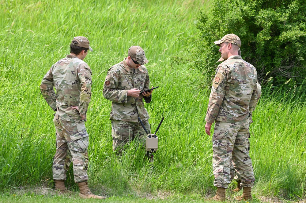 115 SFS Accomplishes Mobile Security Kit Training
