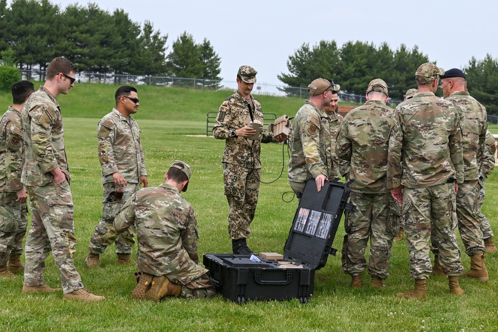115 SFS Accomplishes Mobile Security Kit Training