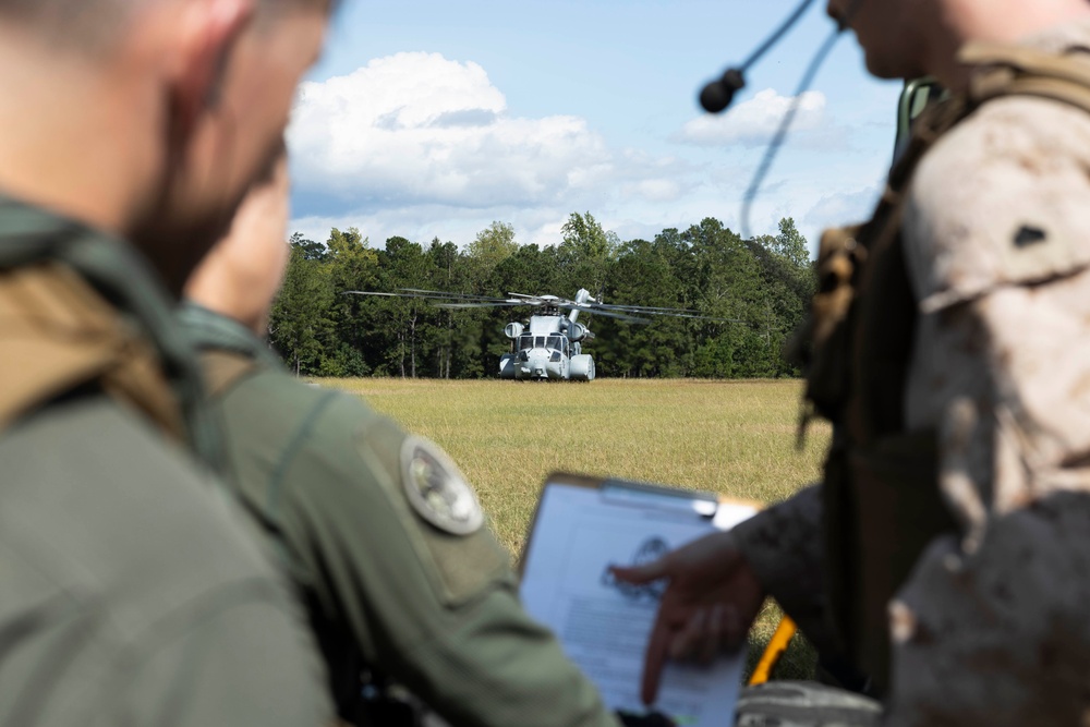 U.S. Marines with 2nd MAW and 2nd MLG conduct HST operations during UNITAS 2025