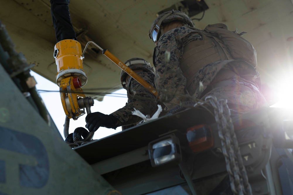 U.S. Marines with 2nd MAW and 2nd MLG conduct HST operations during UNITAS 2025