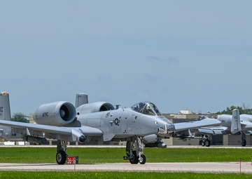 A-10s Visit Truax Field