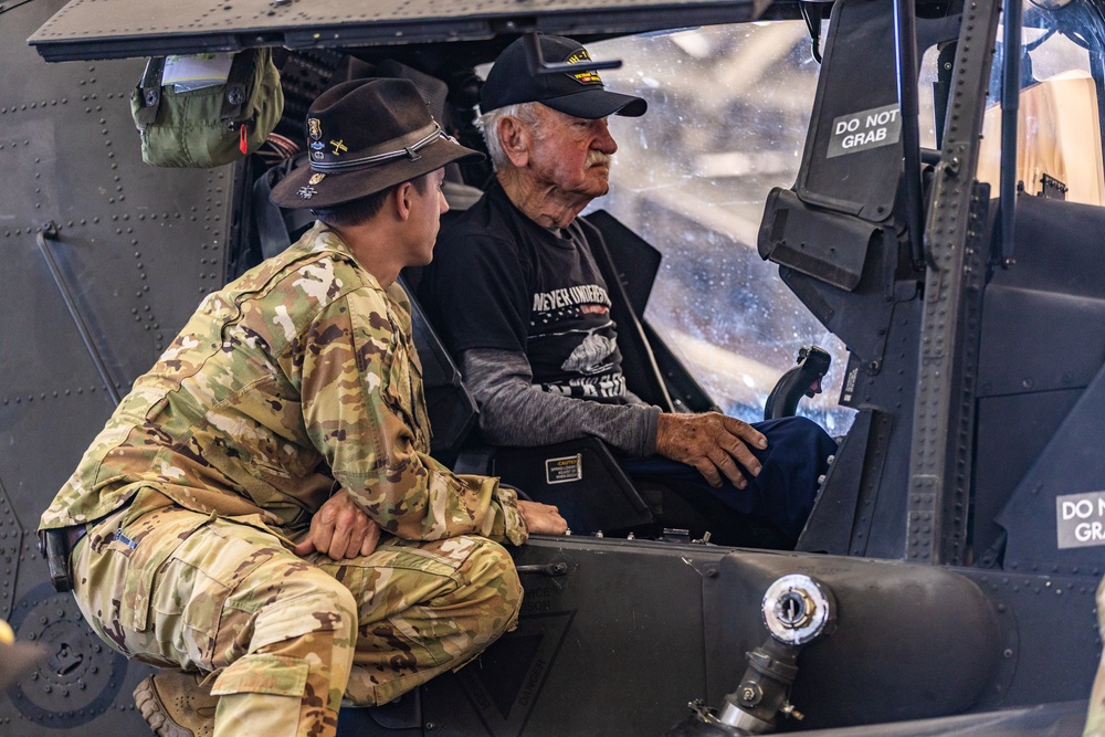 1-17th Air Cavalry Squadron (ACS) leaders host local Vietnam War veteran and family