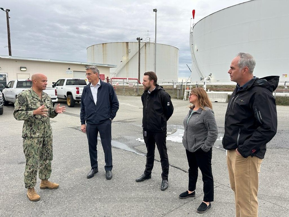 DLA Energy commander visits Alaska, underscores strategic role in regional security