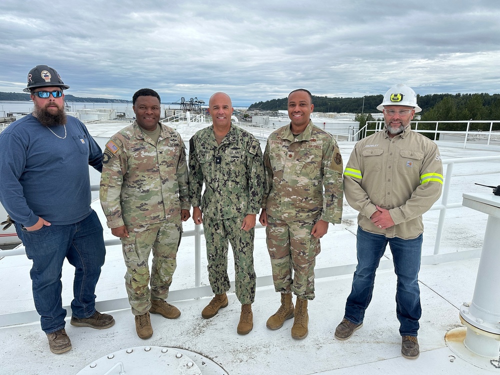 DLA Energy commander visits Alaska, underscores strategic role in regional security