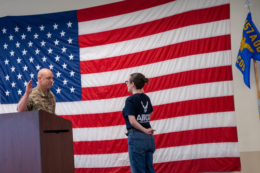 131st Bomb Wing hosts career fair 2025 at Jefferson Barracks ANGS 131st Bomb Wing hosts career fair 2025 at Jefferson Barracks ANGS