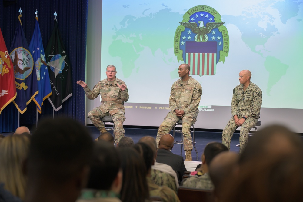 DLA director, senior enlisted leader visit DLA Energy