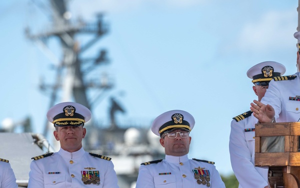 USS Mississippi (SSN 782) Holds Change of Command Ceremony