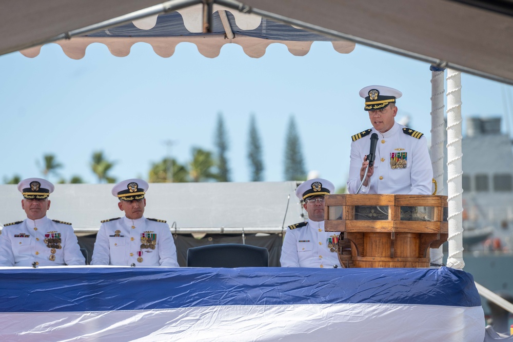 USS Mississippi (SSN 782) Holds Change of Command Ceremony