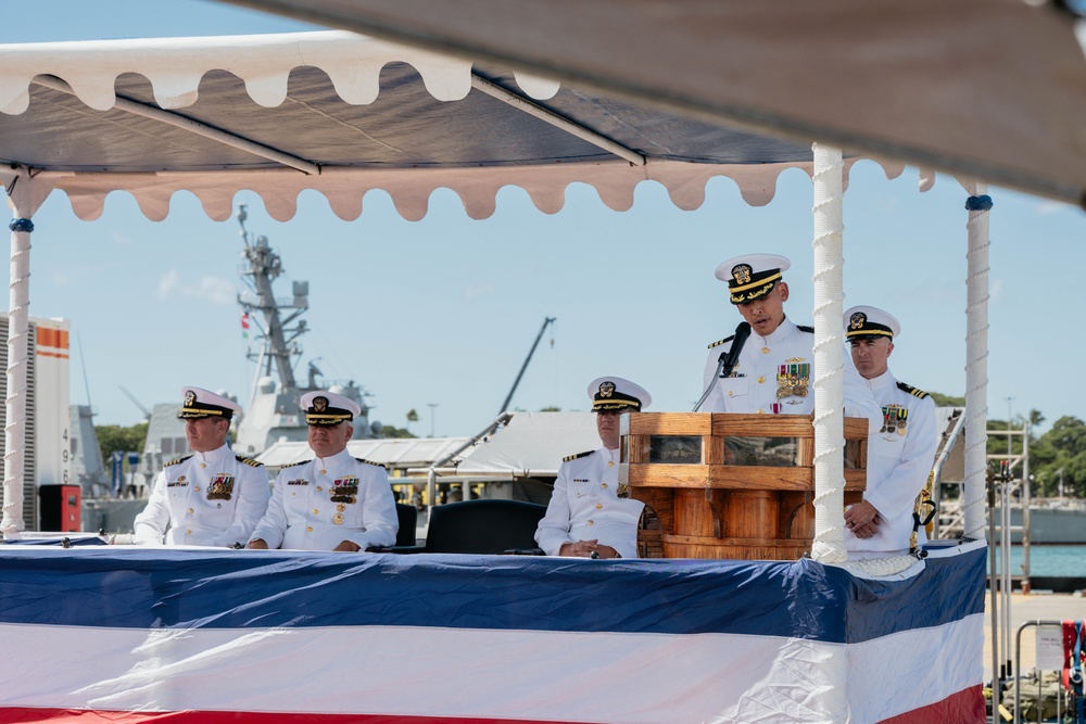 USS Mississippi (SSN 782) Holds Change of Command Ceremony