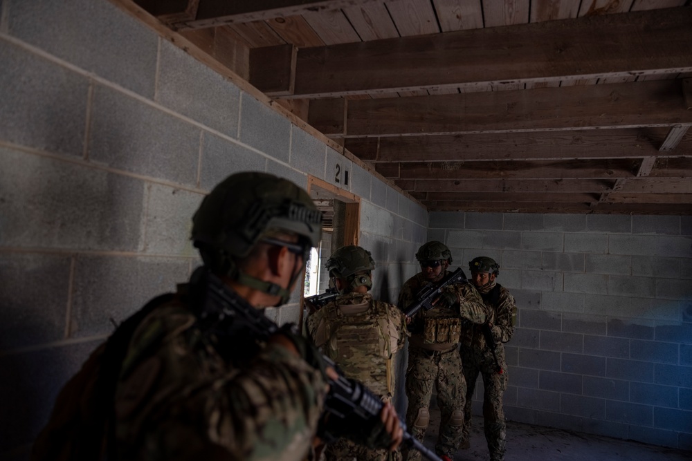 DVIDS - Images - UNITAS 2025: Urban Operations Training [Image 8 of 11]